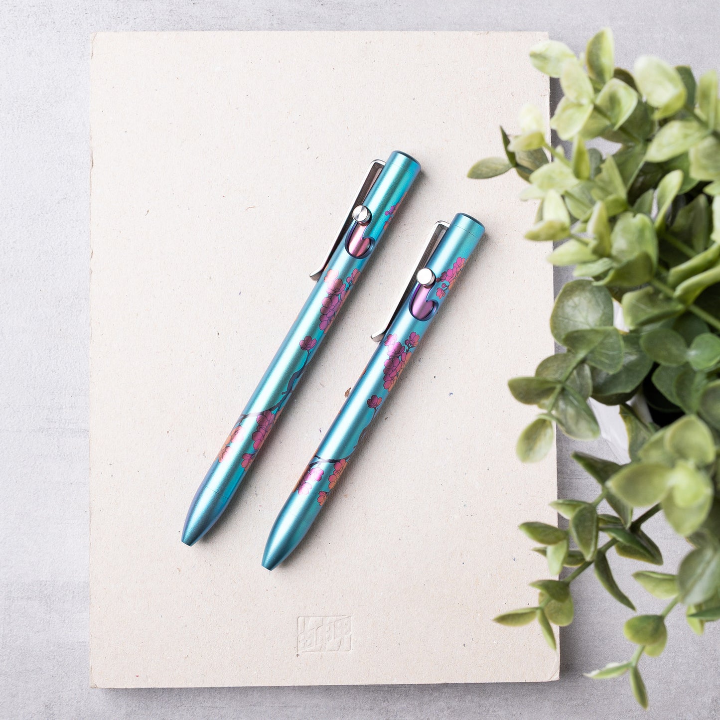 Sakura Bolt Action Pen