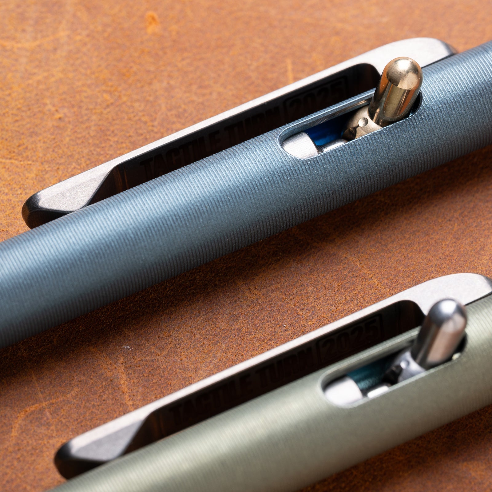Distressed Ano Slim Switch Pen