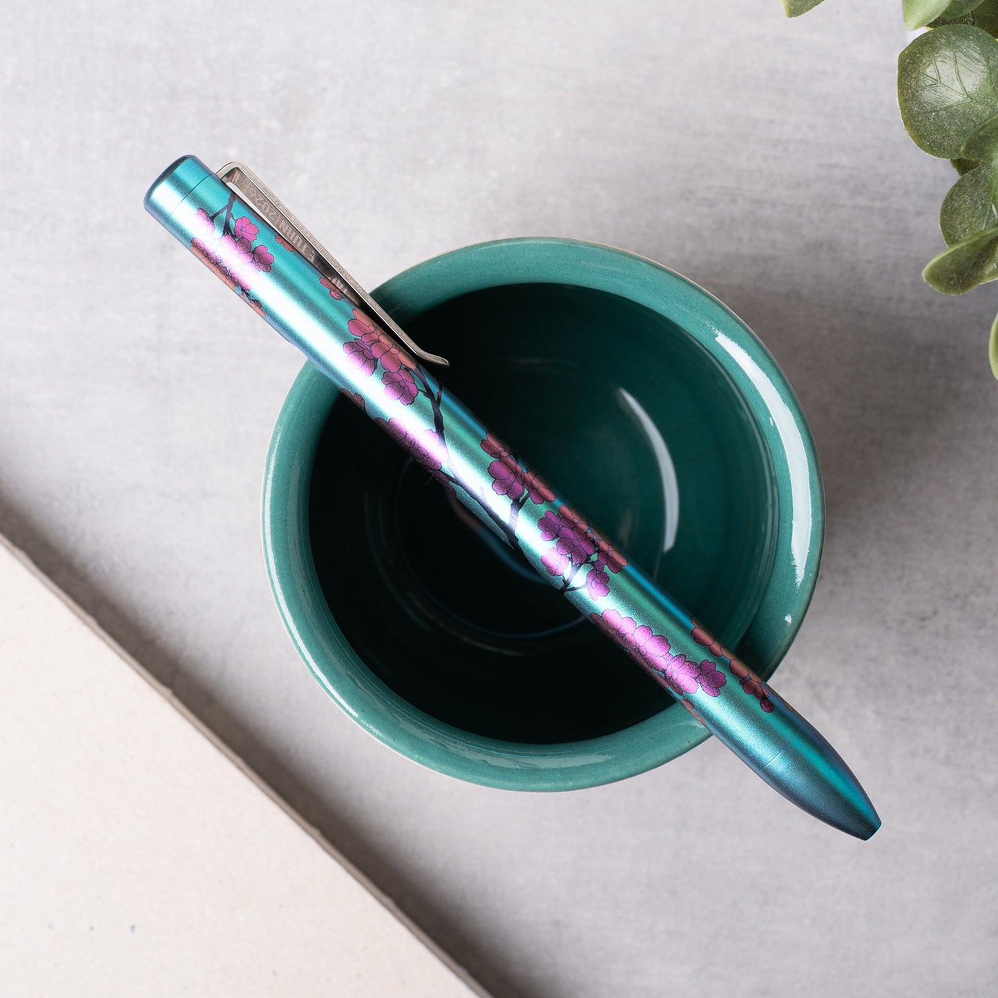 Sakura Bolt Action Pen